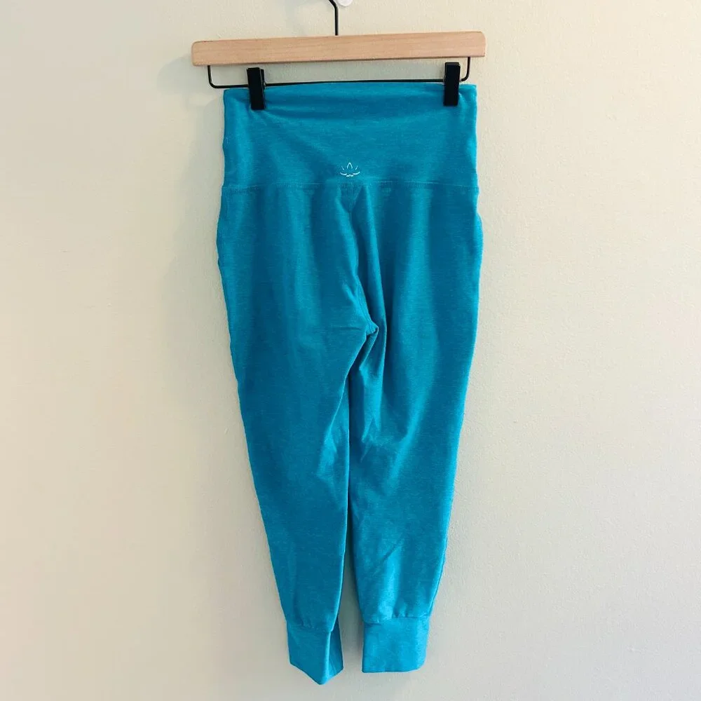 Beyond Yoga Spacedye Commuter Midi Leggings Size Medium Peacock Blue Heather Gym - Picture 8 of 14
